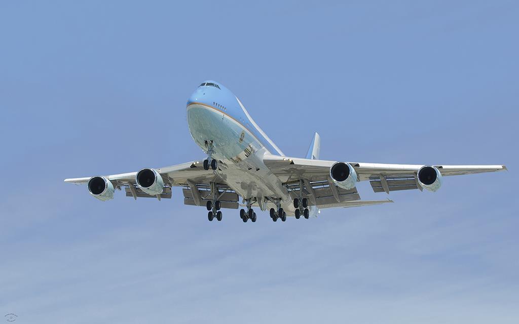 Air Force One 04-21-11 -02