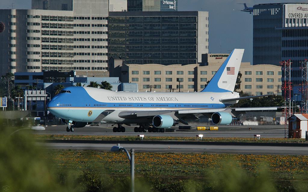 Air Force One LAX-04