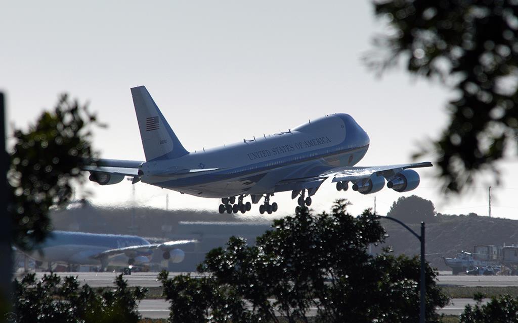 Air Force One LAX-07