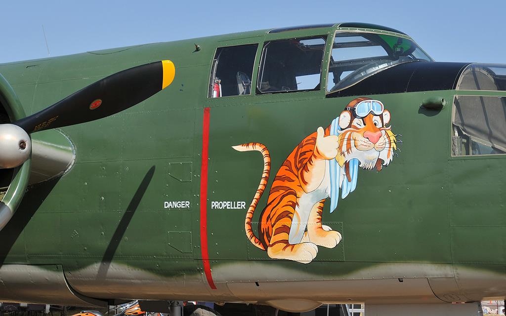 Nose Art-01