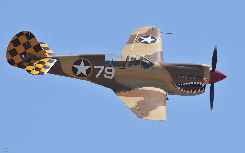 P-40 Warhawk-06