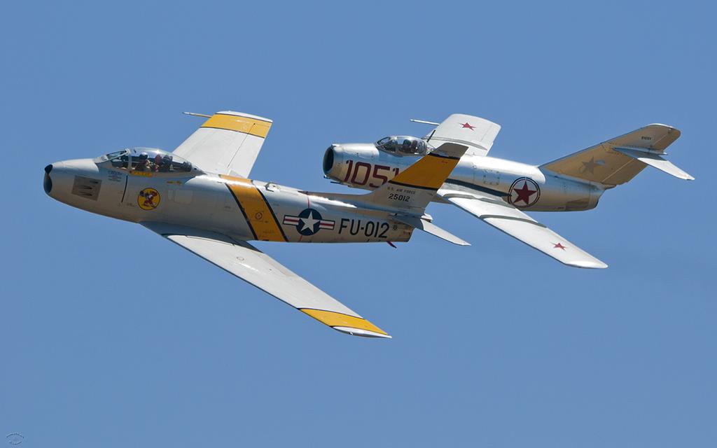 F-86 Sabre And MiG-15 Fagot-01