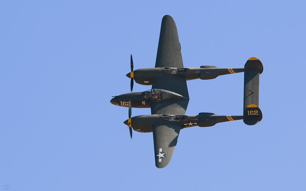 P-38 Lightning-02