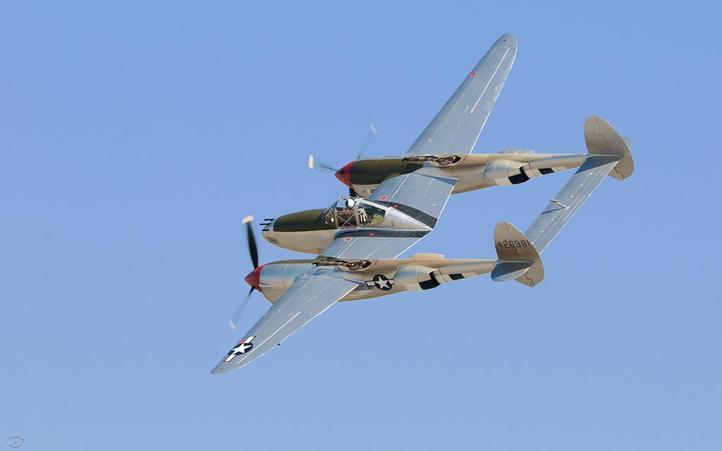 P-38 Lightning-05