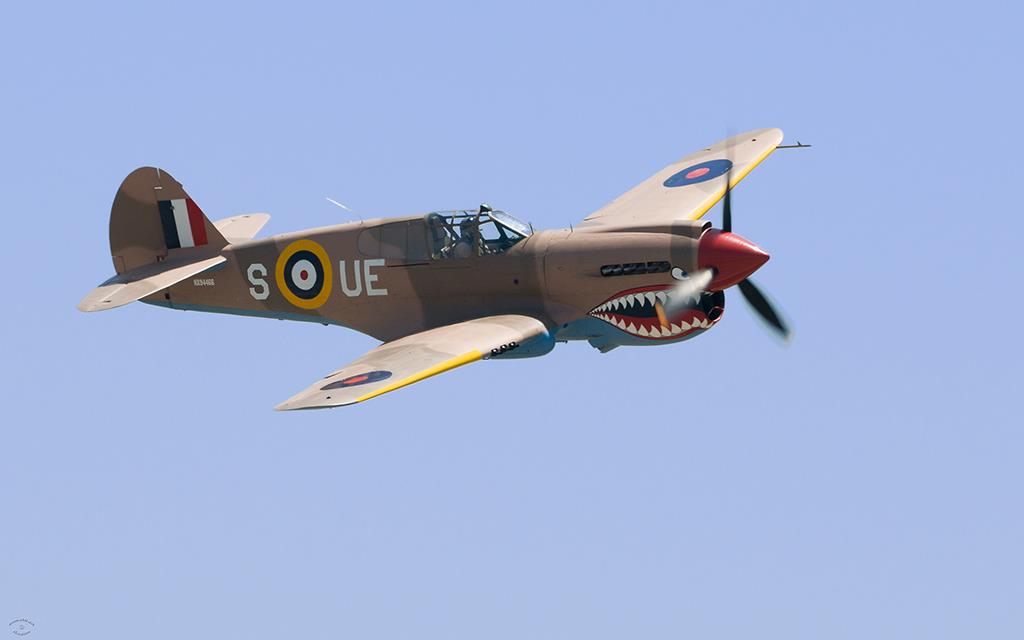 P-40 Warhawk-04