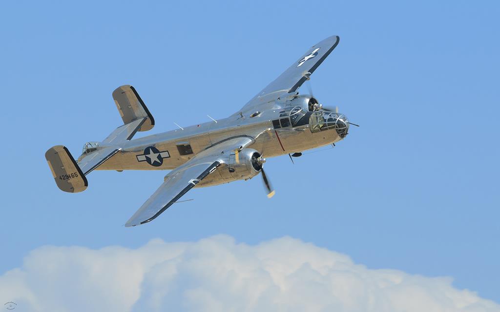 B-25 Mitchell (March2012)-01