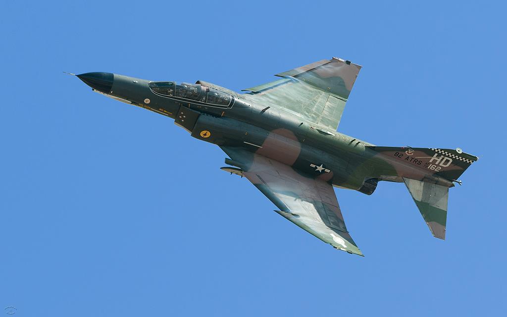 F-4 Phantom II (Chino2012)-01