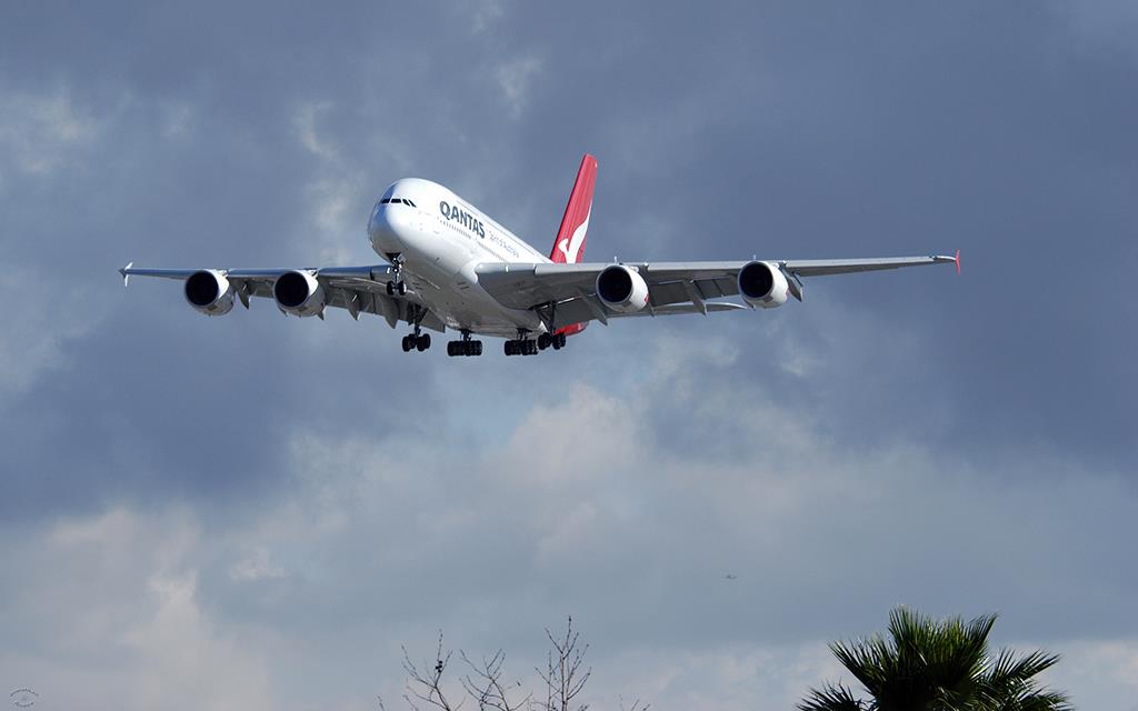 Airbus A380-05