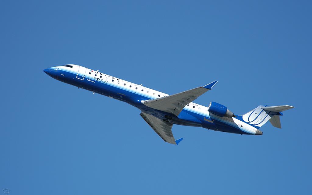 Bombardier CL-600-2C10 -01