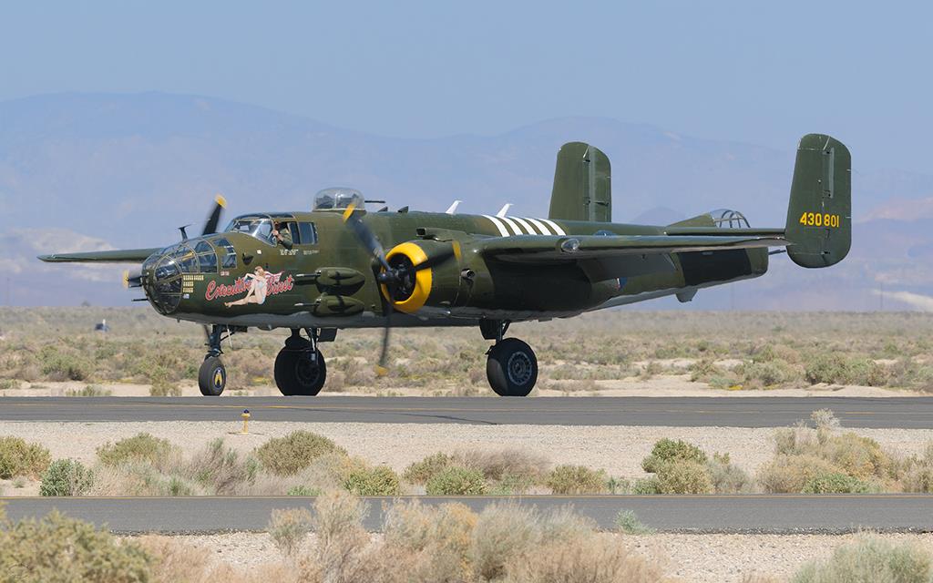 B-25 Mitchell (KWJF_2014)-04