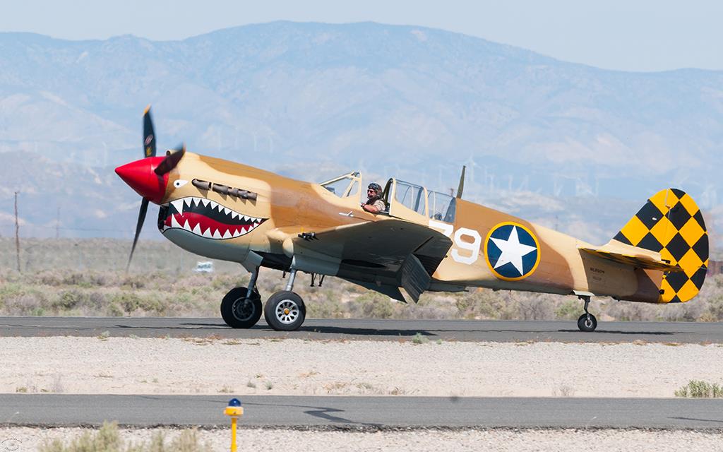 P-40 Warhawk (KWJF_2016)-02