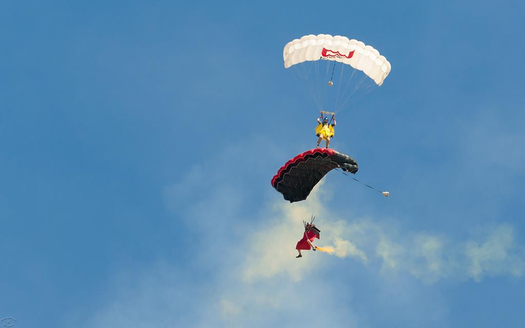 Wing Suit (KWJF_2016)-01