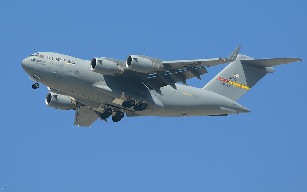 C-17 Globmaster III (MArch2012)-03