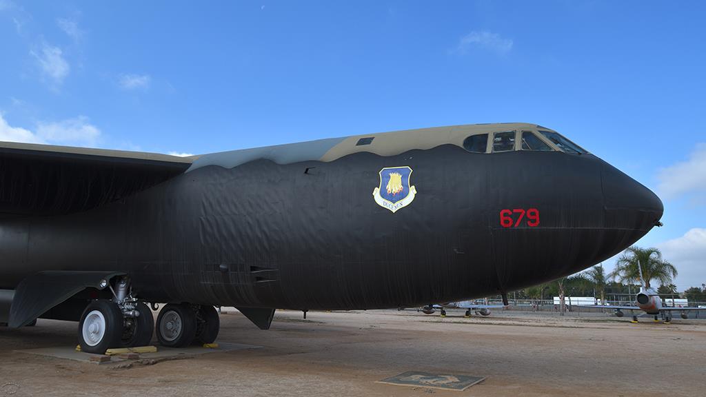 B-52 Stratofortress (Apr2018)-01