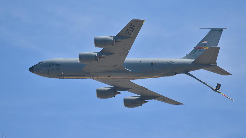 KC-135 Stratotanker (Apr2018)-03