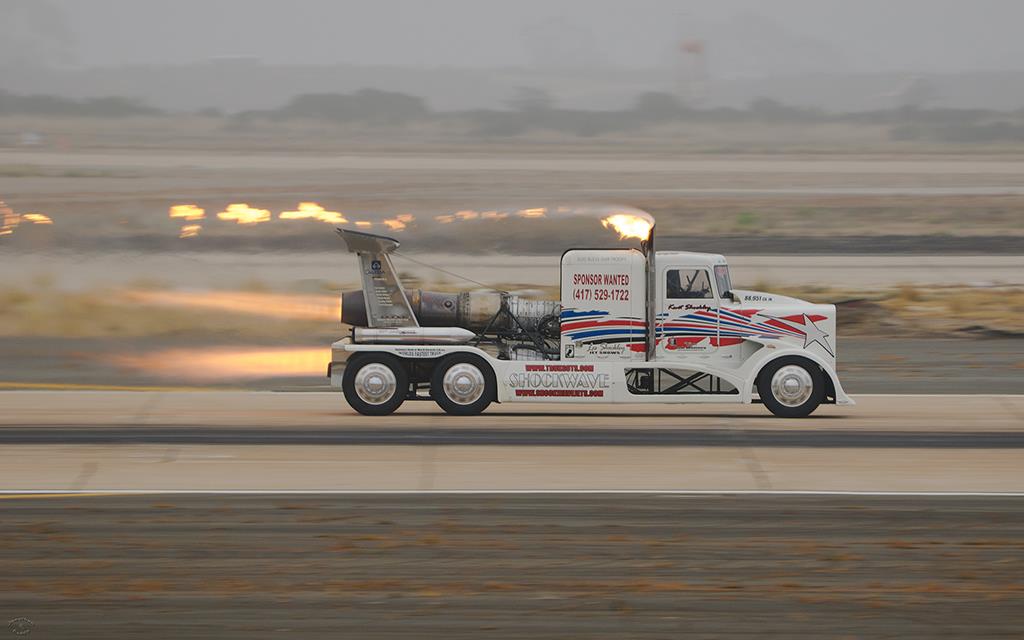 Shockwave Jet Truck-01