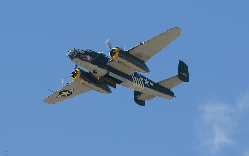 B-25 Executive Sweet-01