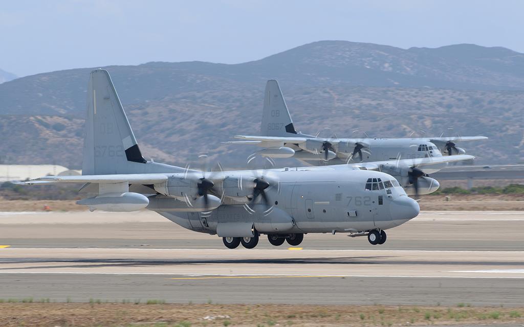 C-130 Hercules-03