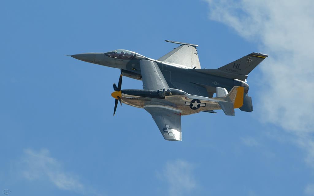 Heritage Flight F-16 Fighting Falcon And P-51 Mustang-01