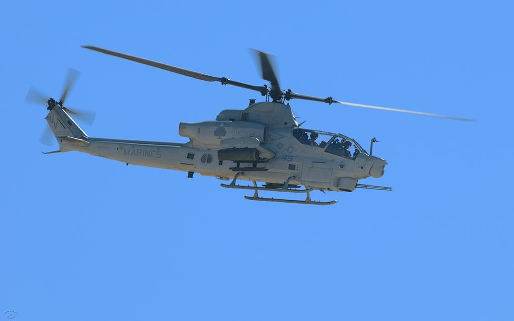 AH-1Z Viper (Miramar2012)-02