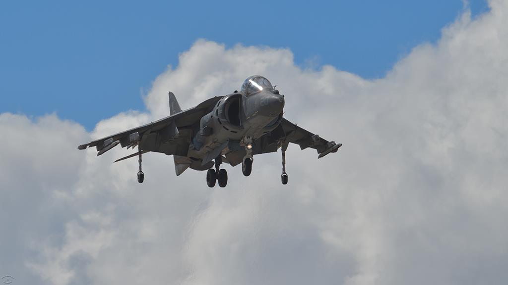 AV-8B Harrier II (KNKX_2017)-06