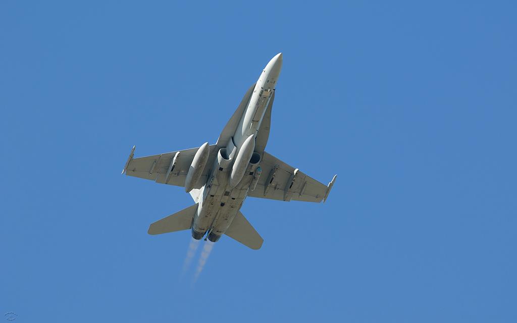 FA-18 Hornet 2011 UCLA-01