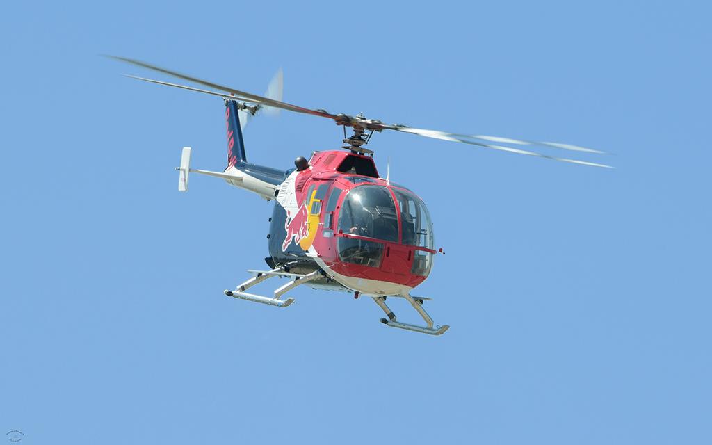 B0105 Red Bull Helicopter-05