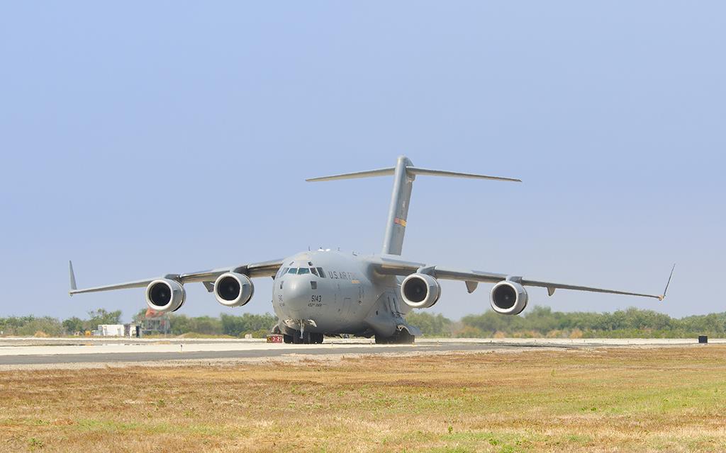 C-17 Globemaster III-01