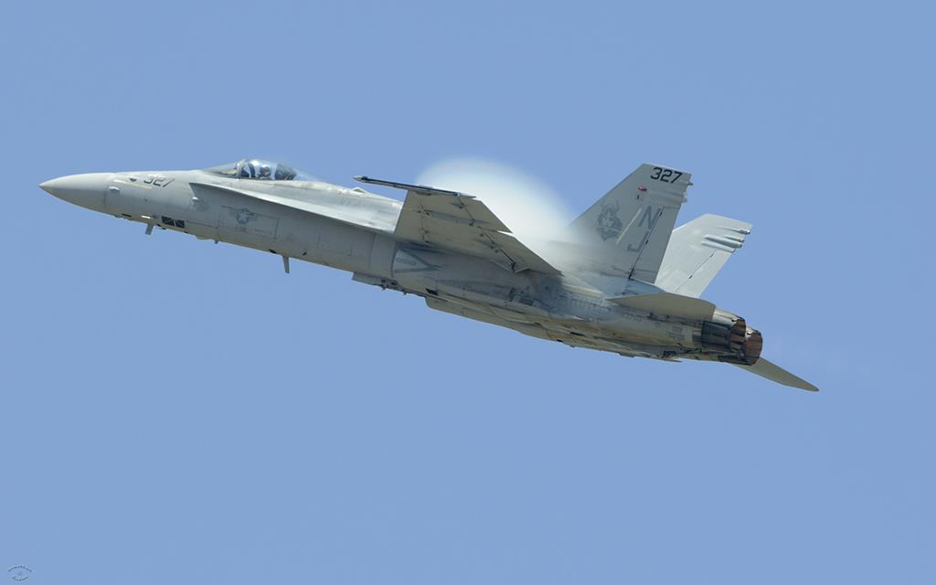 FA-18 Hornet-02