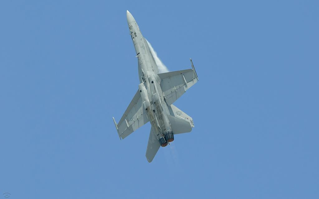 FA-18 Hornet-06