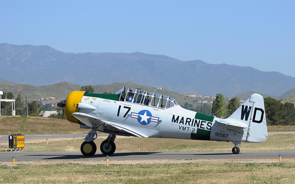 SNJ-5 Texan-01