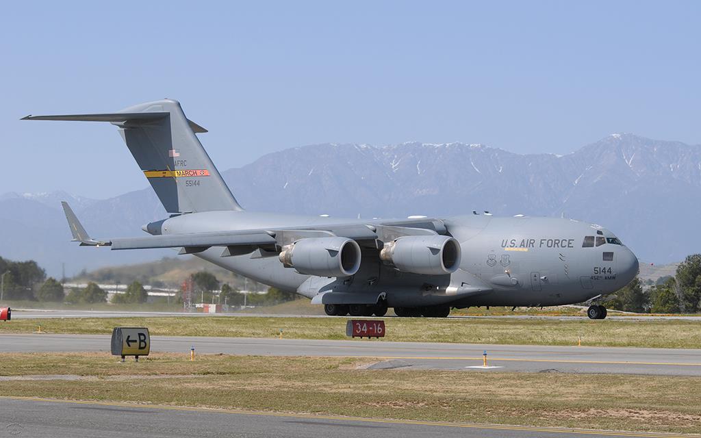 C-17 Globmaster III-02