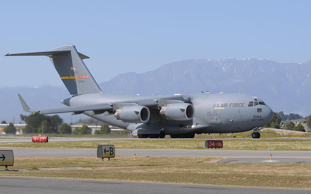 C-17 Globmaster III-10