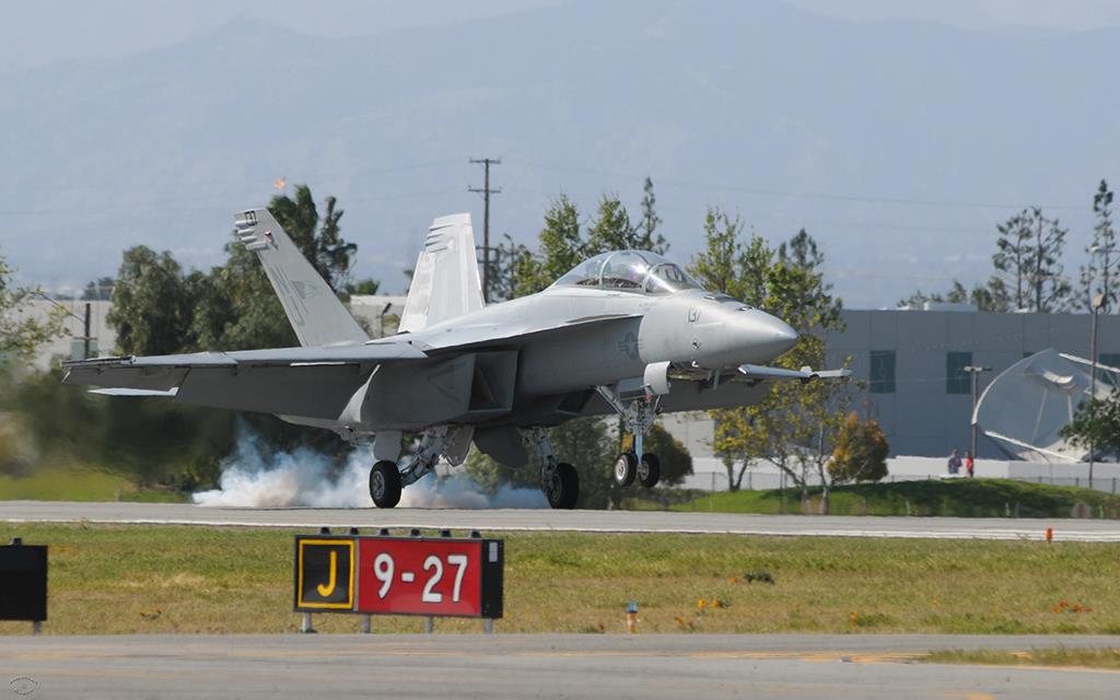 FA-18 Super Hornet-13