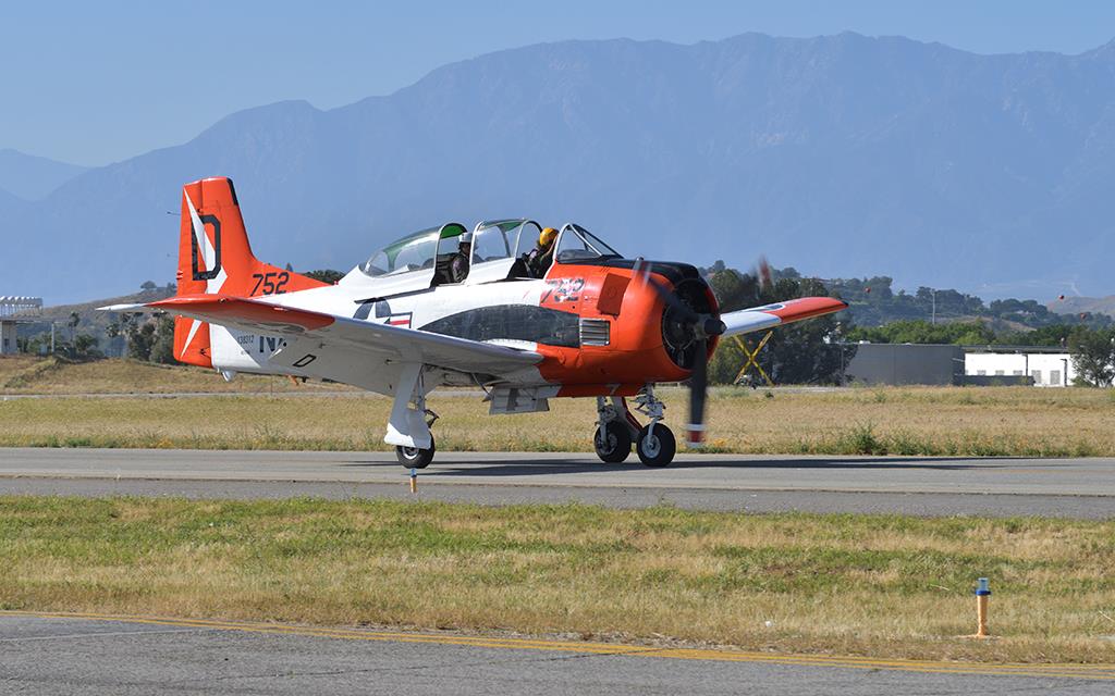 T-28 Trojan (KRAL-2017)-01