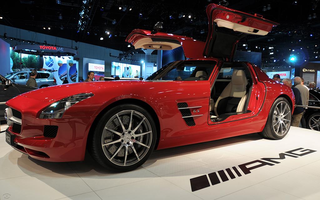 Mercedes SLS-01