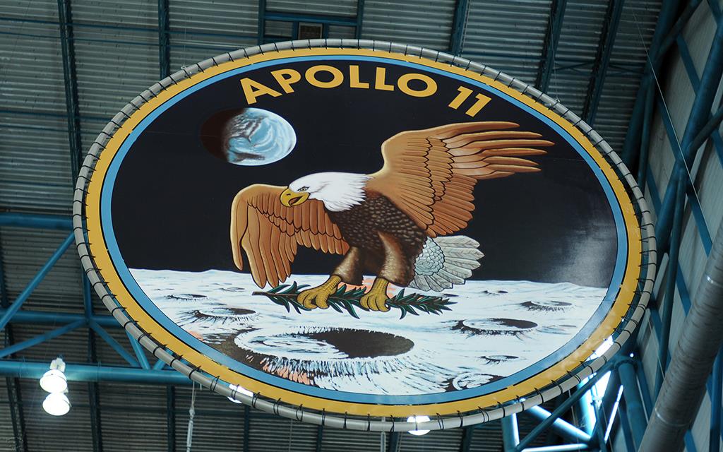 Apollo 11 Patch-01