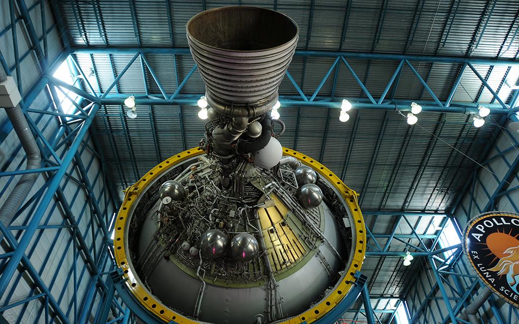 Saturn V-05