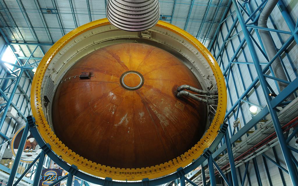 Saturn V-06
