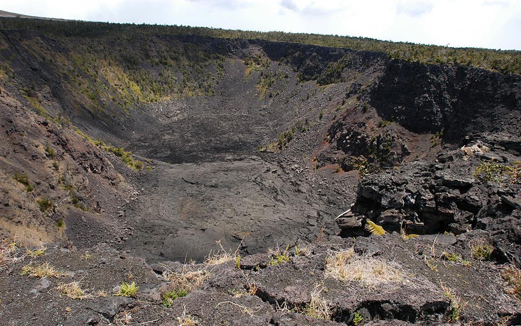 1-Volcano Crater-01